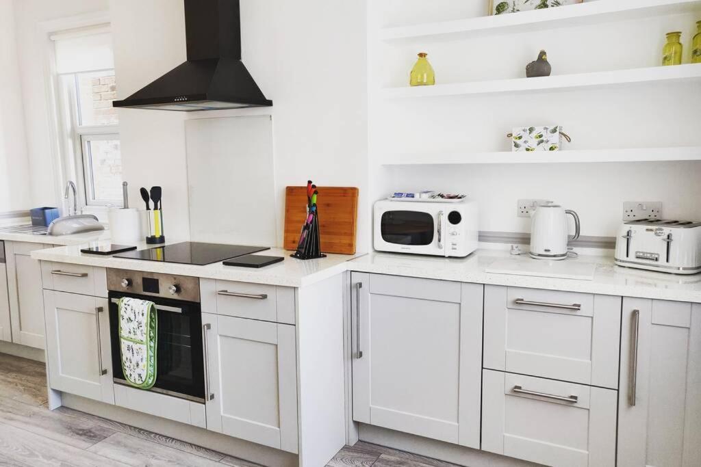 New 1 Bed First Floor Flat In Central Fareham Luaran gambar