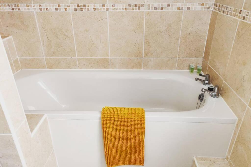 New 1 Bed First Floor Flat In Central Fareham Luaran gambar